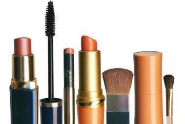 化妆品OEM产品定位的意义及其与橡塑制品的关联